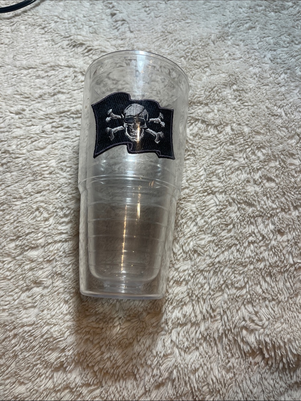 Tervis Plastic Tumbler with Black Skull & Crossbones Patch